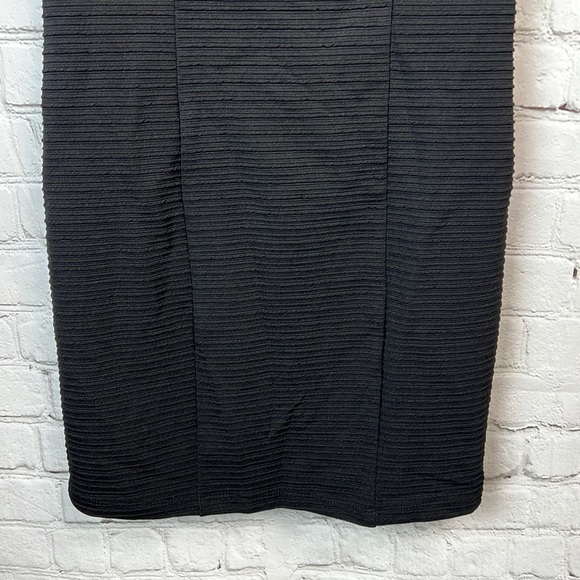 Trixxi Black Textured Bodycon Dress Juniors Size 0 & 5 Homecoming Prom - Picture 5 of 7